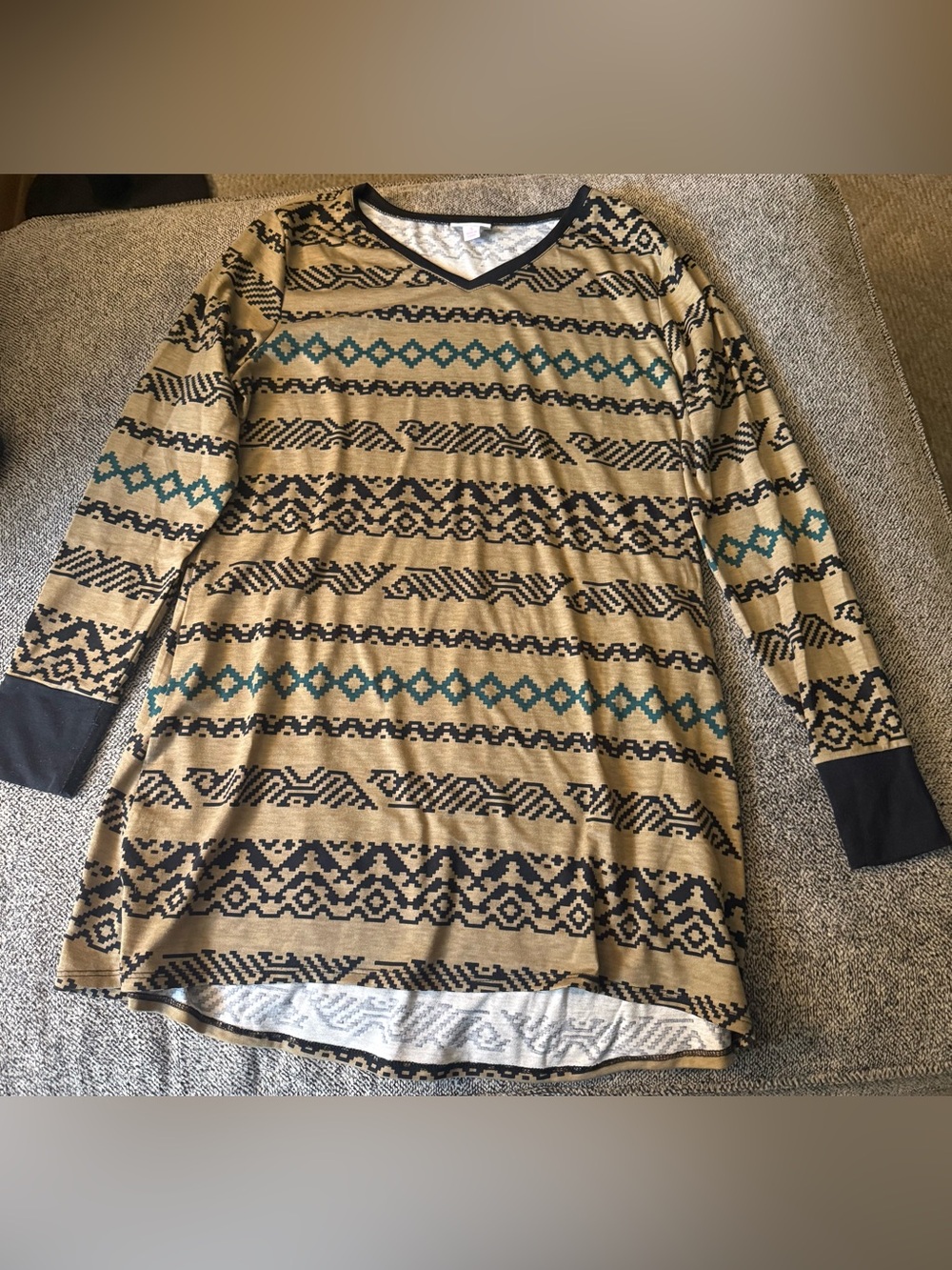LuLaRoe Elizabeth with Black and Teal Pattern